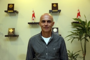 არჩილ აბულაძე