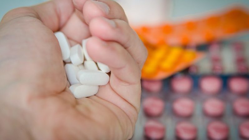 თურქული მედიკამენტების შემოტანამდე იგივე წამლები ქართულ აფთიაქებში 35 მილიონით მეტი დაჯდებოდა