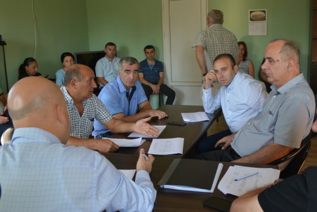 მიხეილ ართმელაძე: „როგორც საკრებულოს დეპუტატი, მაქსიმუმს გავაკეთებ, რომ ჩემმა ამომრჩეველმაც იგრძნოს ჩემი მხარდაჭერა“