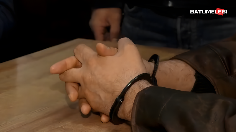 ბათუმსა და თბილისში წითელი  ცირკულარით ძებნილი 4 პირი დააკავეს