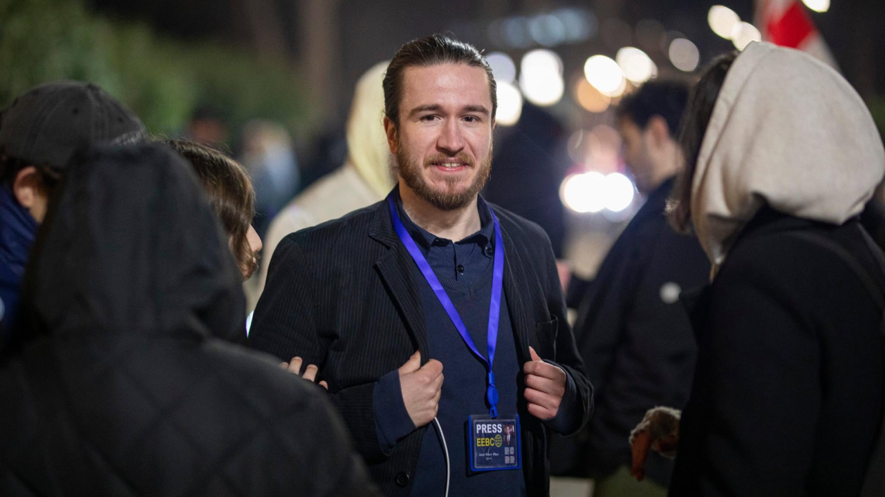 Hungarian Journalist Detained in Georgia as Court Reviews Residency Extension Request