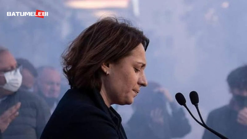 ელენე ხოშტარია კლინიკიდან რუსთავის ქალთა ციხეში გადაჰყავთ