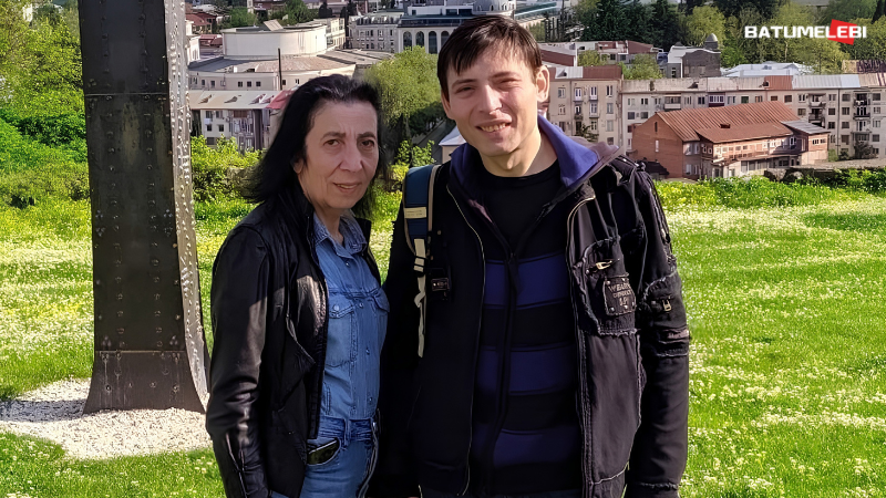 „ჩემს შვილს იძულებით მოაწერინეს ხელი აღიარებაზე“ – ინტერვიუ დედასთან, რომლის შვილსაც 17 წელი მიუსაჯეს