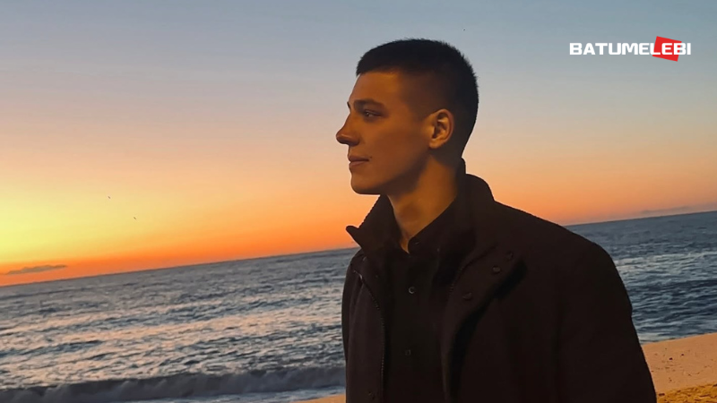 „დაური იყო ხიდი ჩვენს შორის, რომელიც მეორედ დაგვინგრიეს“ – თბილისში დაურ ბუავა დაკრძალეს
